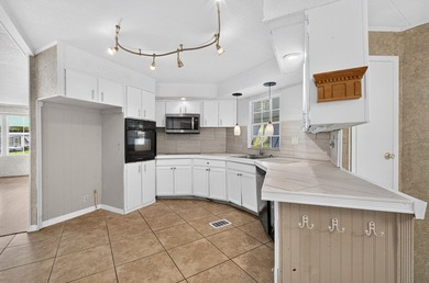 Active 55+ community with 3 pools and clubhouses, Tennis - photo 20