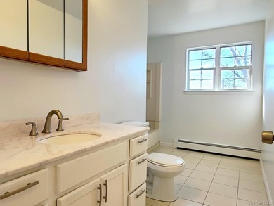 Newly Renovated Victorian with 4 Bedrooms/ 2.5 Baths, Full - photo 28