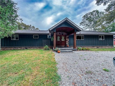 Lake Home For Sale in Flippin, Arkansas
