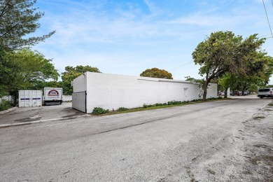 301 NE 1st St - photo 10
