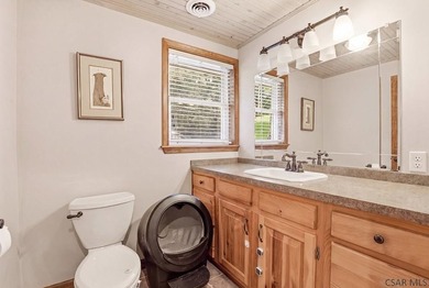 Discover the perfect combination of comfort, style, and lake - photo 31