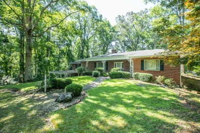 (private lake, pond, creek) Home For Sale in Columbus Mississippi