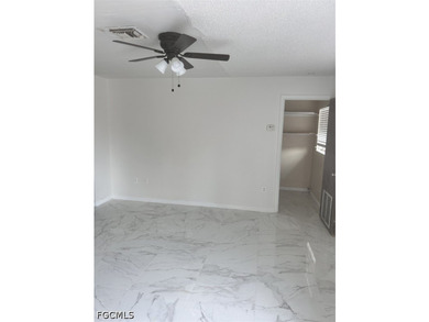Well maintained Duplex 2 bedrooms 1.5 bath each side. The - photo 3