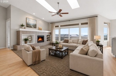 Awesome ranch style home with Columbia River and Mount Hood - photo 9