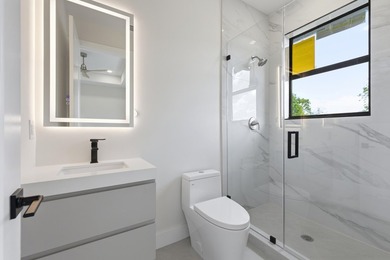 A refined new construction residence in historic Sailboat Bend - photo 32