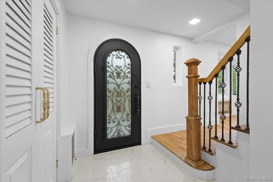 Welcome to this beautifully renovated Tudor, ideally located in - photo 10