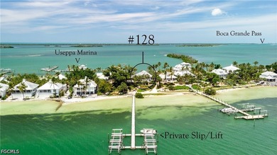 #128 *Twin Shores Cottage* is ideally positioned on the coveted - photo 2