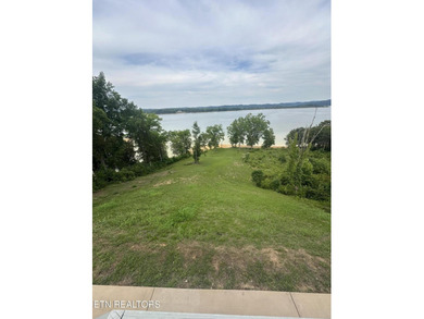 Looking for the ultimate lake life setup? This practically - photo 56