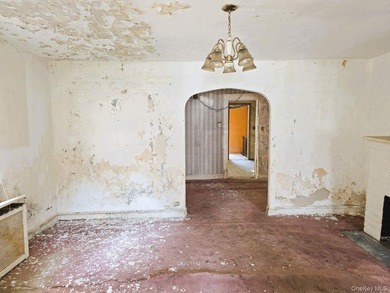 Exceptional opportunity in the highly sought-after Kingsbridge - photo 6