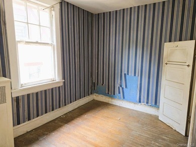 Exceptional opportunity in the highly sought-after Kingsbridge - photo 10