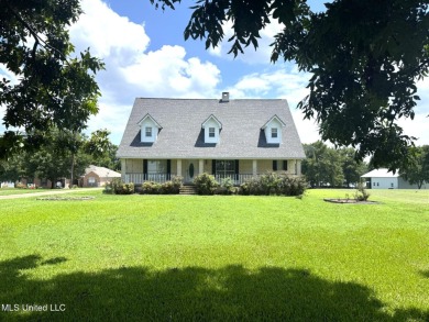 Lake Home For Sale in Ferriday, Louisiana