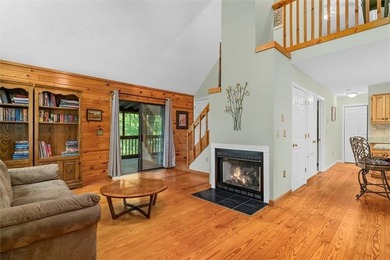 Enjoy mountain living in this beautiful 3-bedroom, 3-bathroom - photo 11
