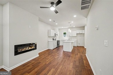 Brand new construction in great lake front development, Crystal - photo 11
