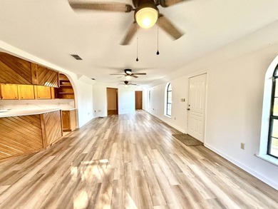 Charming 2-Bed, 2-Bath Retreat on 2 Acres Near Caddo Lake! - photo 11