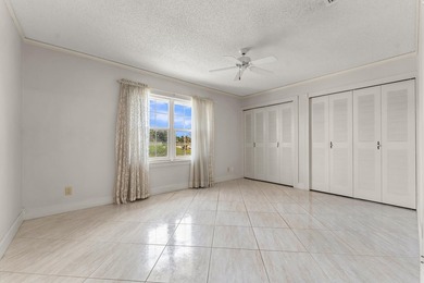 Step into this beautifully bright and spacious corner lot home - photo 15