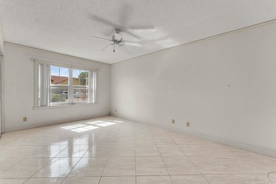 Step into this beautifully bright and spacious corner lot home - photo 19