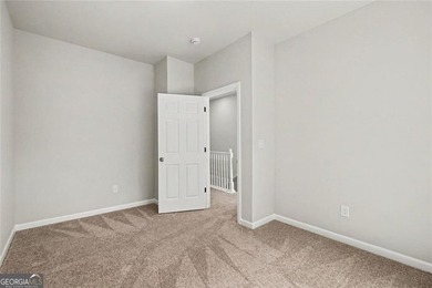 Brand new construction in great lake front development, Crystal - photo 20