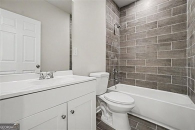 Brand new construction in great lake front development, Crystal - photo 21