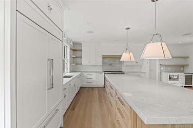 Stunning New Construction in Westhampton with Rare 2 Story 4 - photo 22