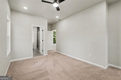 Brand new construction in great lake front development, Crystal - photo 23