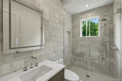 Stunning New Construction in Westhampton with Rare 2 Story 4 - photo 23