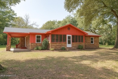 Welcome to 487 Silver Ridge Avenue-an inviting brick ranch set - photo 25