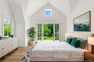 Stunning New Construction in Westhampton with Rare 2 Story 4 - photo 25