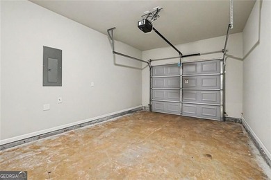 Brand new construction in great lake front development, Crystal - photo 26