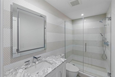 Stunning New Construction in Westhampton with Rare 2 Story 4 - photo 26
