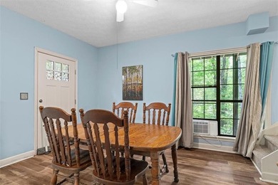 Enjoy mountain living in this beautiful 3-bedroom, 3-bathroom - photo 27