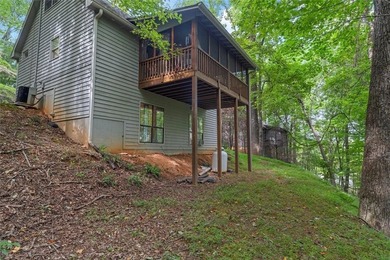 Enjoy mountain living in this beautiful 3-bedroom, 3-bathroom - photo 33