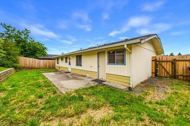 Tucked away on a quiet cul-de-sac, this charming 4 bedroom home - photo 33