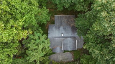 Enjoy mountain living in this beautiful 3-bedroom, 3-bathroom - photo 35