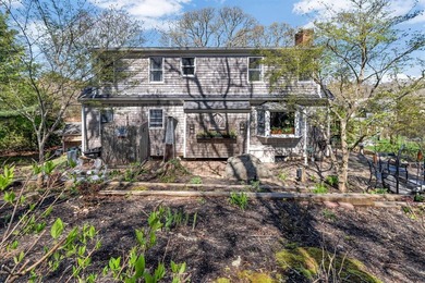 Tucked away up a long winding driveway on a beautifully - photo 45