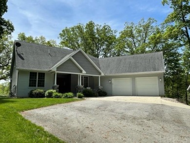 Saw Mill Lake Home For Sale in Leesburg Indiana