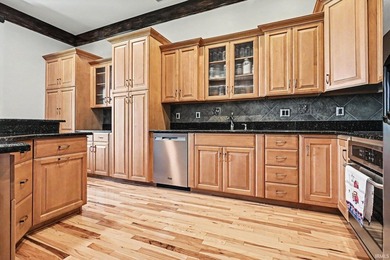 Welcome to Kosciusko Lodge, a truly one of a kind luxury condo - photo 8