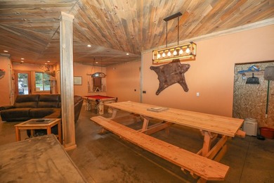 Trophy hunting ranch with a beautiful lodge located in Wenaha 56 - photo 19
