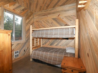 Trophy hunting ranch with a beautiful lodge located in Wenaha 56 - photo 26