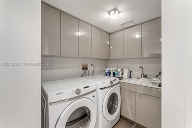 A rare opportunity to own the Crown Jewel of Quayside! This - photo 31