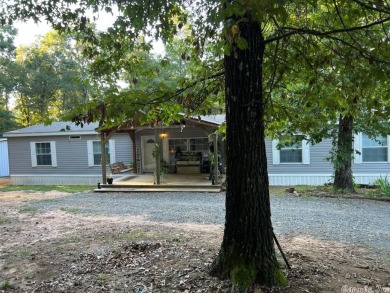 Greers Ferry Lake Home For Sale in Prim Arkansas