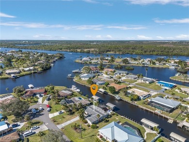 Caloosahatchee River Home For Sale in Fort Myers Florida
