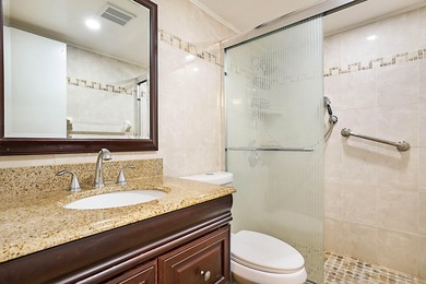 Move right into this beautifully updated first-floor condominium - photo 13
