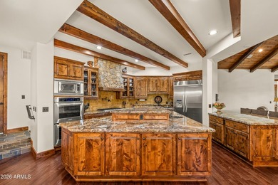 3460 S Del Aire CT, Flagstaff, AZ 86005. Luxury estate tucked - photo 15