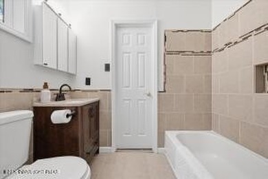 Beautifully maintained, thoughtfully updated, and truly move-in - photo 17