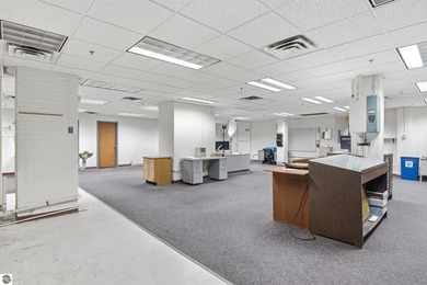 Prime Downtown Traverse City Commercial Opportunity - Building + - photo 17