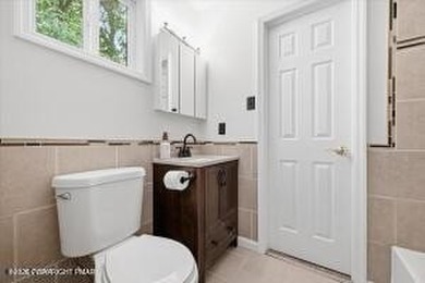 Beautifully maintained, thoughtfully updated, and truly move-in - photo 18