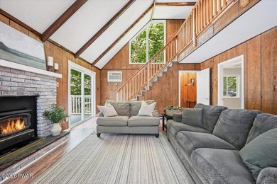 Beautifully maintained, thoughtfully updated, and truly move-in - photo 26