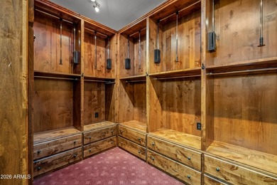 3460 S Del Aire CT, Flagstaff, AZ 86005. Luxury estate tucked - photo 28