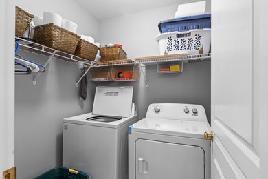 Welcome to this inviting half-duplex in a beautiful neighborhood - photo 28