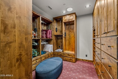 3460 S Del Aire CT, Flagstaff, AZ 86005. Luxury estate tucked - photo 29